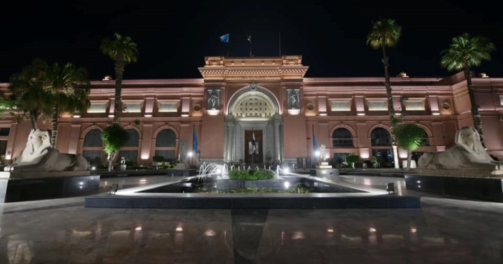 أسبوع الموضة المتحف المصري