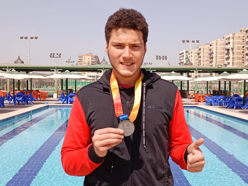 السباح العالمي أبو جودة