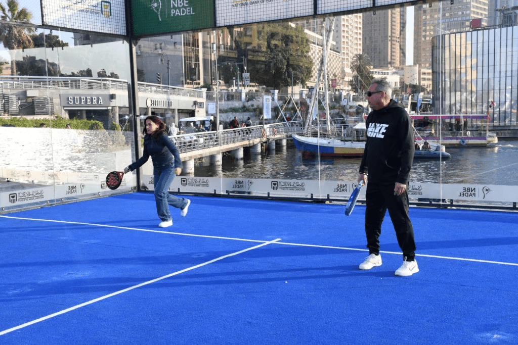 أماكن لعب بادل في القاهرة