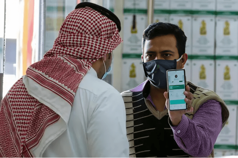 استكشف السعودية بسهولة: أفضل التطبيقات لكل مسافر ومقيم 2025