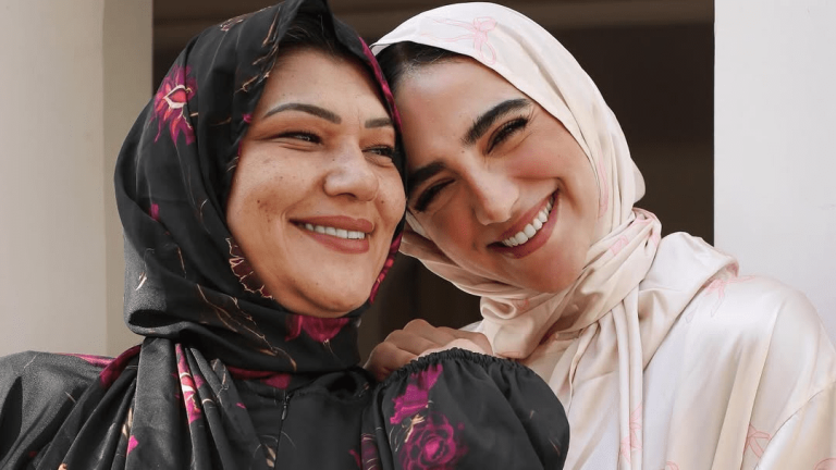 أفضل هدايا عيد الأم 2026.. أفكار فريدة لا تُنسى لإرضاء ست الحبايب!
